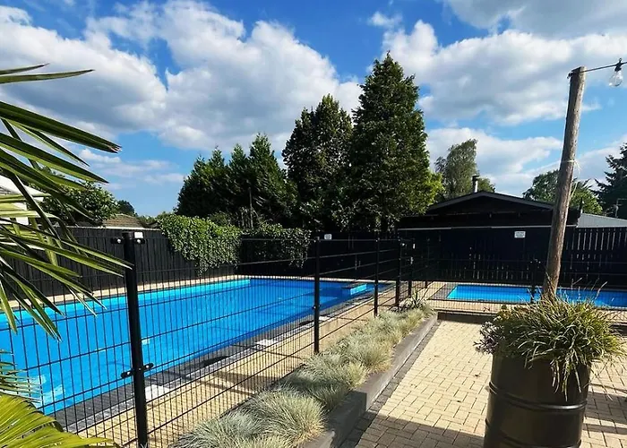 Bambi شاليه بوتِنْ